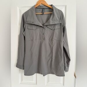 Mountain Hardware Gray Button-Up Long Sleeve Shirt